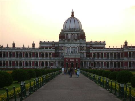 Rajbari Cooch Behar | Photos, History, Timings