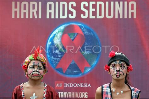 Peringatan Hari AIDS Sedunia 2023 ANTARA Foto