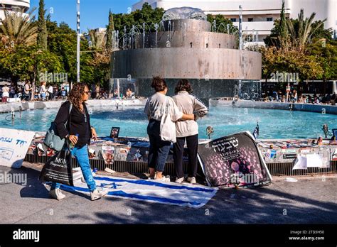 Tel Aviv Isra L D Cembre Les Gens Viennent Pour Adorer