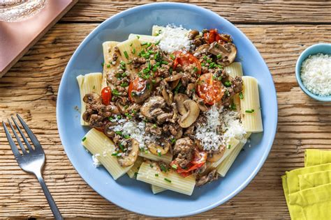 Beefy Sicilian Mushroom Rigatoni Recipe Hellofresh