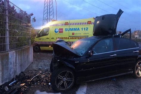 Cuatro Jóvenes Heridos Graves En Un Accidente De Tráfico En Madrid