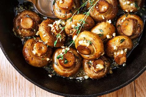 Roasted Mushrooms With Garlic Butter Sauce Recipe — Eatwell101