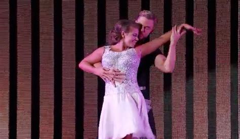 Patrick Swayze Would Be Proud Of Bindi Irwins Dirty Dancing Routine