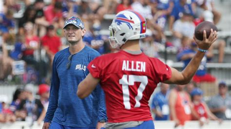 Buffalo Bills Offensive Coordinator Ken Dorsey Interviewing for ...