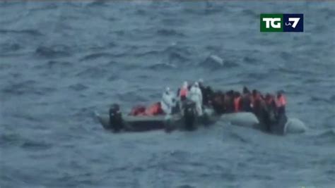 Migranti 1300 Salvati Nel Canale Di Sicilia