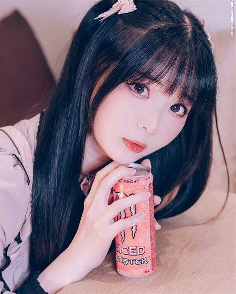 Shimo Shimo Nude OnlyFans Leaks The Fappening Photo FappeningBook