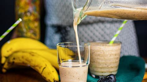 Banana Date Smoothie Recipe Step By Step Video