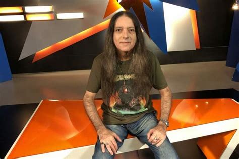 Enciclop Dia Do Rock Apresentador Da Rede Minas Adriano Falabella