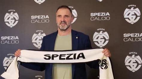 Lo Spezia Calcio Presenta Il Nuovo Allenatore Luca D Angelo Il Secolo Xix