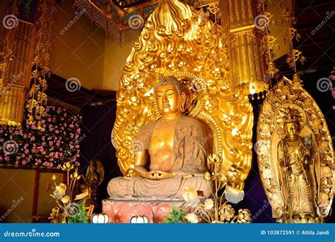 Amida Nyorai En Hase Dera Kannon Buddhist Temple Kamakura Japa Foto