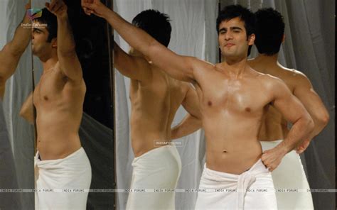 Karan Tacker Shirtless Shower