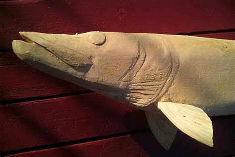 CHARLES WEISS ART: Wood carving muskie in progress