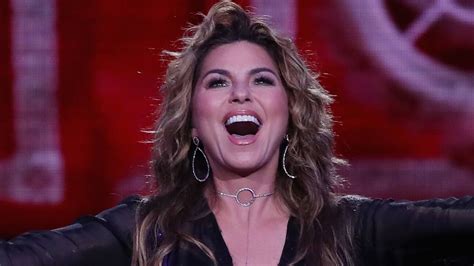 Shania Twain Captivates Fans With Smoldering Appearance As She Marks