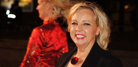 Deborah Meaden Net Worth 2022 - A Closer Look At The Dragon - Insider ...