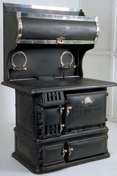 Cook Stove Old Stoves Wood Stoves And Kerosene Heaters Antique