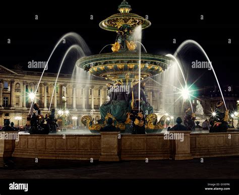 Fountain Of Rivers At Place De La Concorde Fontaine Des Fleuves