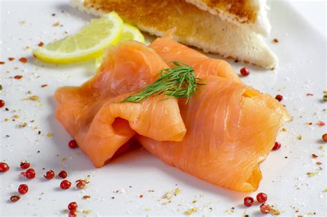 Sfida Le Calorie Con Il Delizioso Salmone Affumicato Perimetria