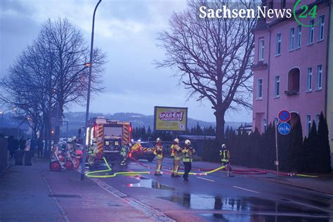 Bautzen Dachstuhl Steht Lichterloh In Flammen Sachsennews De