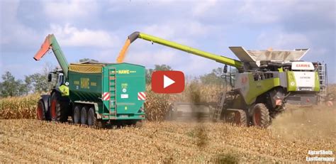 AgrarShots EastGermany Mais Ernte Mit Einem Claas Lexion 8700 Claas