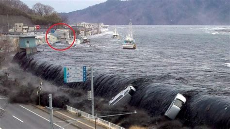 Los Tres Tsunamis MÁs Devastadores Del Mundo Youtube