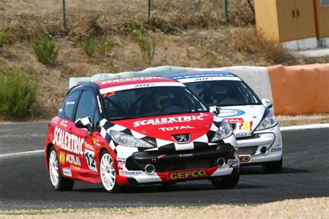 Arcadio Treviño nuevo líder de la Copa Peugeot 207 THP Motor VS Motor