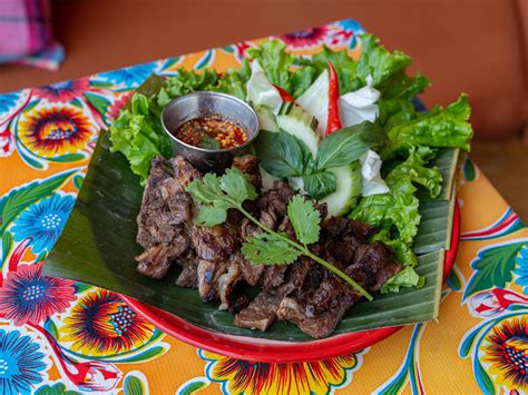 Tuk Tuk Thai Isan Street Food - Review - Lakeview - Chicago - The