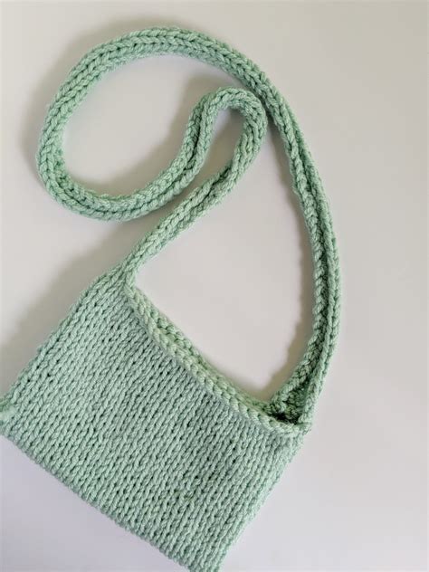 Free Knitting Pattern Simple Crossbody Bag Cozy By Caroline