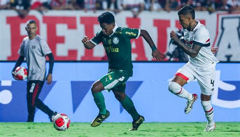 Palmeiras recebe folga dupla após empate no clássico e se reapresenta