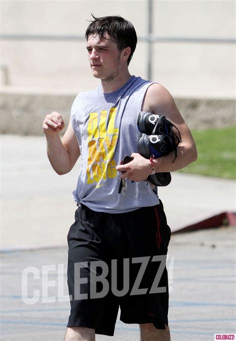 Josh Shows Off His Anchor Tattoo - Josh Hutcherson Photo (30547494 ...