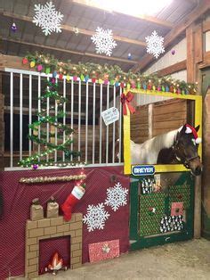 13 Christmas horse stall decorations ideas | horse stall decorations ...