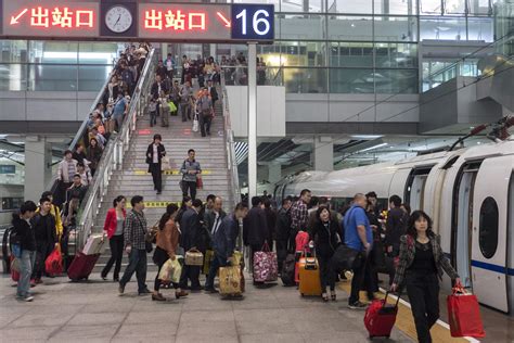 Las Dos Mayores Ferroviarias Chinas Se Fusionan Y Crean Un Gigante Del