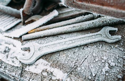 10 Cold Weather Workplace Safety Tips