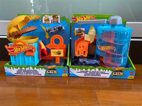 Hot Wheels City Playsets, Hobbies & Toys, Toys & Games on Carousell