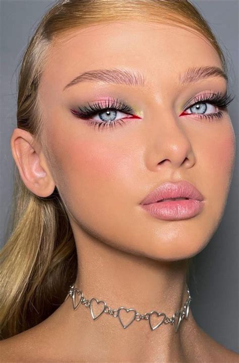 30 Cute Valentines Day Makeup Looks To Rock In 2023 Lily Fashion Style