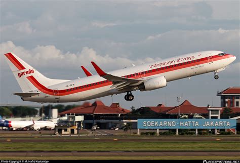 PK GFN Garuda Indonesia Boeing 737 86N WL Photo By M Hafid Kustantyo