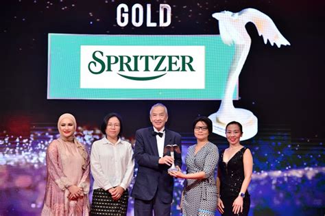 Spritzer Menerima Dua Anugerah Di Anugerah Jenama Putra 2023 Life