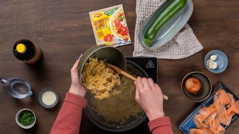 Farfalle mit Räucherlachs Rezept maggi de