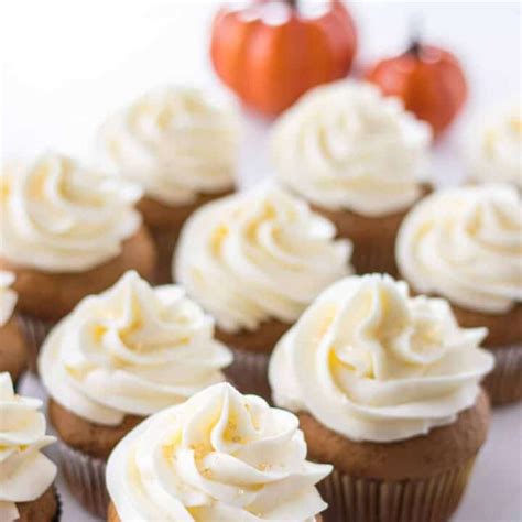 Pumpkin Spice Cupcakes - Whipped It Up