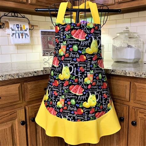 Bold And Beautiful Fruit Apron Watermelon And Lemonade Etsy Flirty