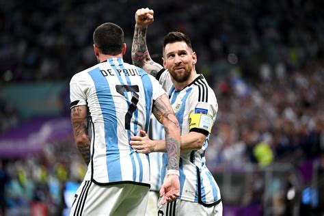 World Cup Lionel Messi Produces Magical Assist For Argentina Vs Netherlands