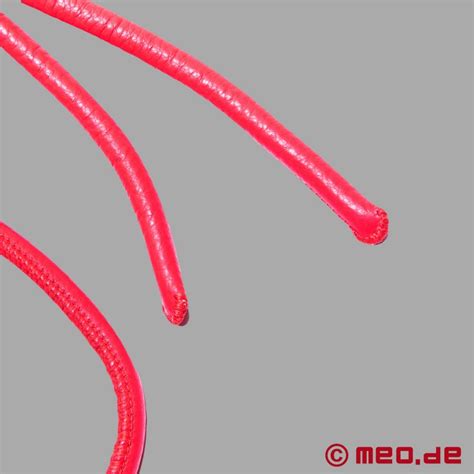 Acheter Corde De Bondage Shibari En Cuir Rouge Chez MEO Shibari