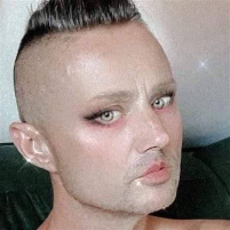 Horny Live Tranny XHamster