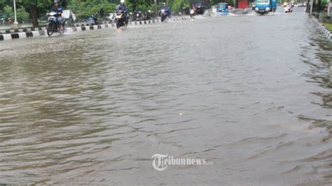 Hujan Guyur Jakarta Sejak Dini Hari Tadi Ini Wilayah Di Jabodetabek