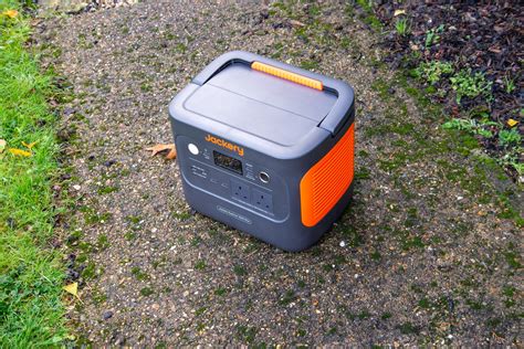 Jackery Explorer 1000 Plus Review: Expandable power on the move