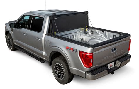 Leer Hf 350m Hard Tri Fold Tonneau Cover 631304