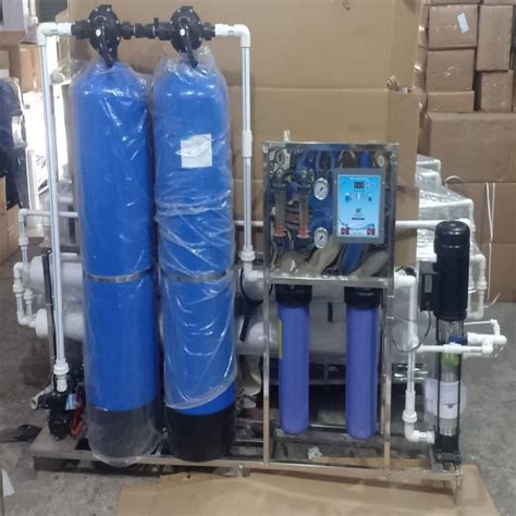 Reverse Osmosis FRP 1000 LPH RO Plant For Industrial RO Capacity 500