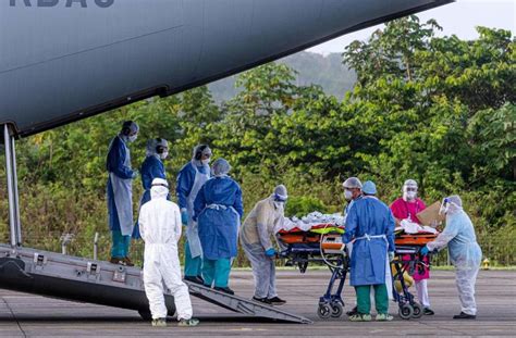 Coronavirus En Guyane Pas Dh Pital De Campagne Militaire Mais La