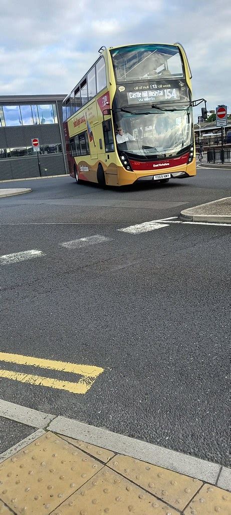 East Yorkshire 920 Enviro 400 MMC Integral YX69 NMY Flickr