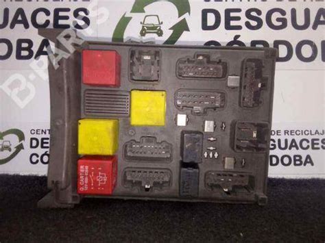 Boîte à Fusibles RENAULT LAGUNA II BG0 1 1 9 dCi BG08 BG0G