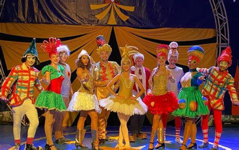 Gr Tis Circo Spacial Apresenta Natal M Gico No Mundo Do Circo Um